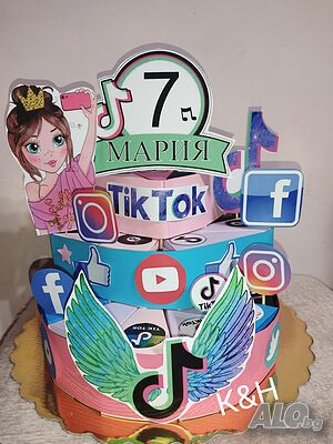 Картонена торта Тик Ток