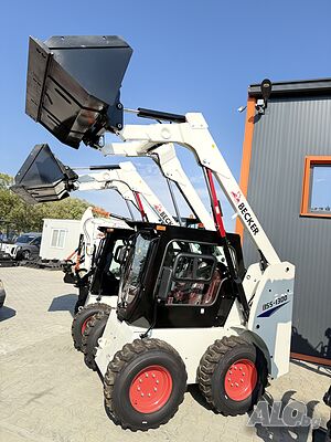 Мини челни товарачи Becker BSS900