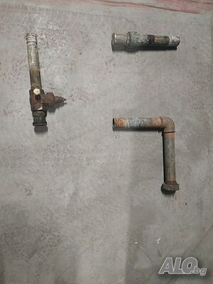 Продавам тръбни накрайници 1,5” и 1,4” от помпа ”Вида-4”