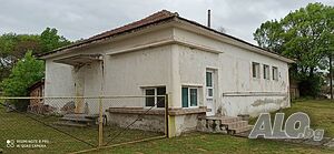продава къща в Първенец