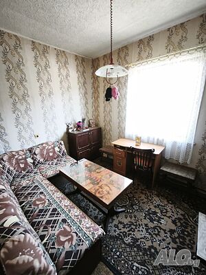 Продавам къща близнак в гр. Перник кв. Ралица