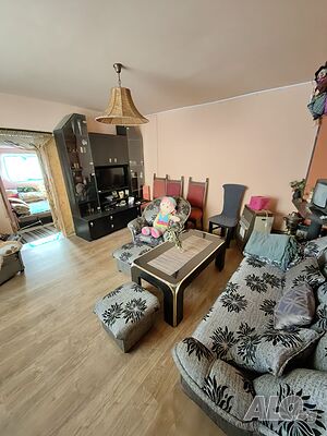 Продавам къща в гр. Перник кв. Клепало