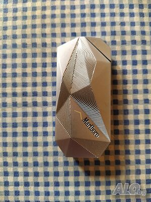 стара масивна запалка Marlboro