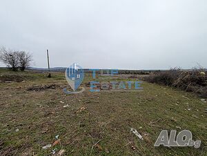 Парцел в регулация в село Добри дял
