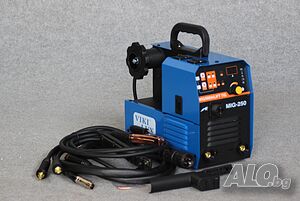 Tелоподаващо С Електрожен 250А С Газ И Без Газ VIKI LUX MIG/CO2-250 А