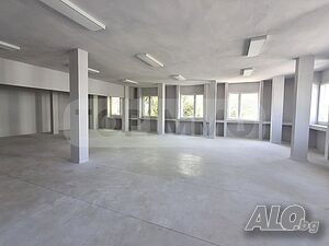 Търговски обект под наем в гр. Суворово