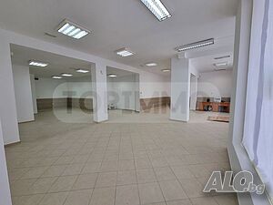 Търговско помещение под наем в кв. Владиславово