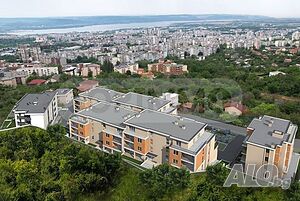 Тристаен апартамент в нова сграда в кв. Пчелина