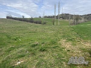 Земеделска земя за продажба в м. ”Айдаровско дере”