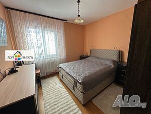 Многостаен апартамент 92 кв.м Панел 1988 г. 5 етаж Непоследен