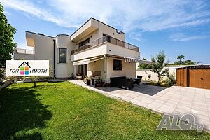Двуетажна къща 196 кв.м РЗП 512 кв.м двор