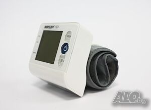 Апарат за измерване на кръвно налягане Benzer BR 4602 BP, за китка