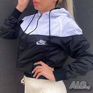 Мъжки Дамски Ветровки на Едро на Дребно