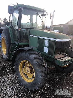 Трактор John Deere 6510 на части