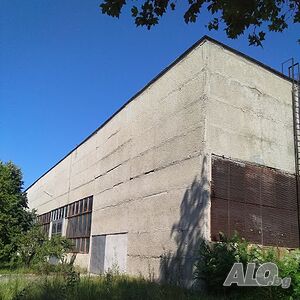 Давам под наем производствени помещения в гр. Първомай