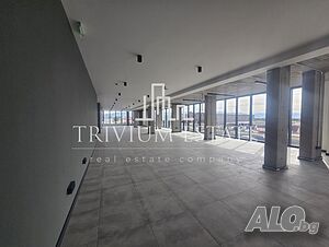 Луксозно НОВ Шоурум За Автомобили С 30 Метро Лице На Карловско Шосе - ПЪРВА ЛИНИЯ