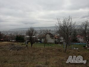 Продавам земя в м-ст Планова