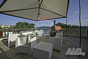 image_9