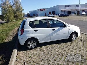 Продавам шевролет авео на части 2009г., бензин, ръчни скорости