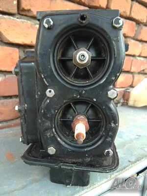 Продавам двигател за извънбордов мотор на Mercury 20HP внос от Италия