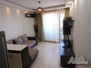 Обзаведен двустаен апартамент Зона Б
