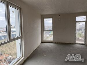 Тристаен апартамент с акт.15 до МОЛ Плаза