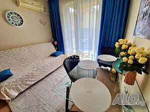 Студио в жилищен комплекс на първа линия море в Равда #4199