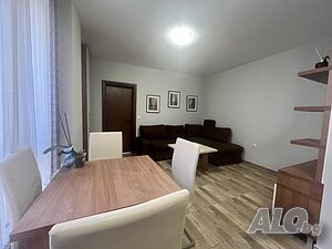 дава под наем двустаен с ГАРАЖ