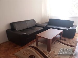 Отдава се двустаен апартамент под наем в кв. Изток, БЕЗ КОМИСИОННА!!!