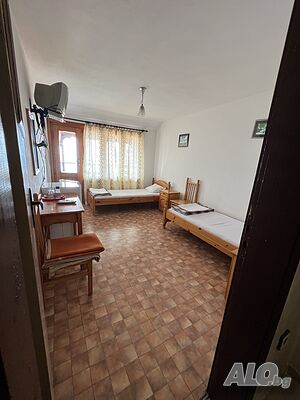 Стаи за персонал Стая Без хазаи За момиче/та За момче/та За работници | Стаи под наем, Съквартиранти | квартал ” Русалка” Свети Влас