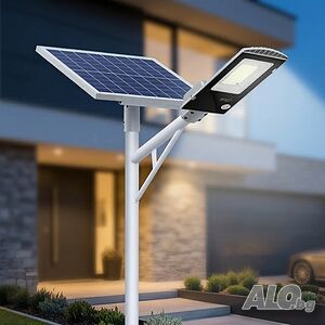 Мощна соларна улична лампа IP67 с дистанционна и стойка - 200W (247 LED) / 300W (299 LED)
