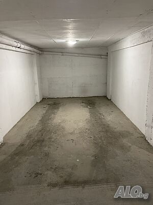 продава паркомясто