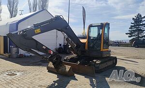 Мини багер Volvo ECR88