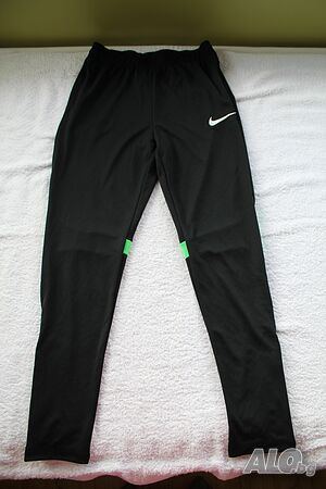 ДЕТСКО долнище ”Свободно време” Nike на ПФК Лудогорец, ЧЕРНО, сезон 2019/2020, НОВО, 147 - 158 см