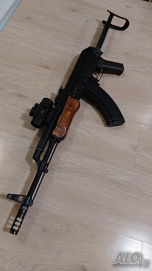 Airsoft AKMS CYMA CM.048S +++