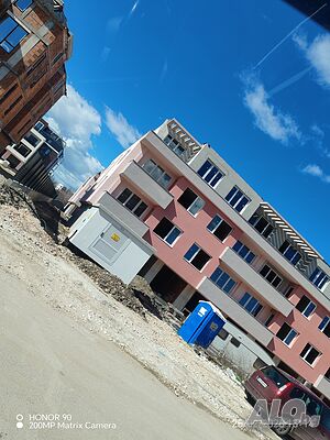 Партерен гараж