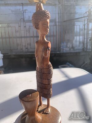 дървена фигура