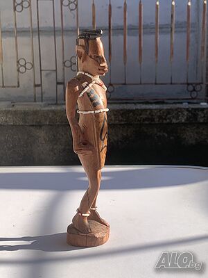 дървена фигура