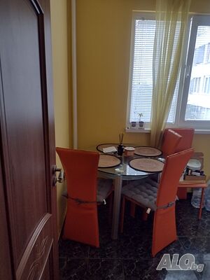 Спалня, Хол и кухня, в Район ОКРБ, Варна