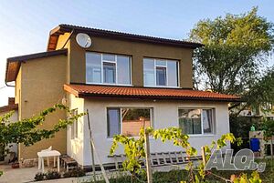 Хубава обзаведена къща на 12 км от Добрич