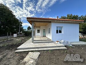 Реновирана къща в България, недалеч от морския бряг