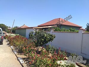 Реновирана къща в село Дропла