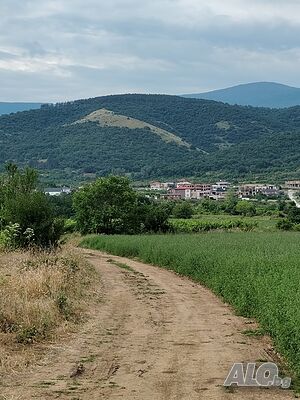 Продавам УПИ с. Марково