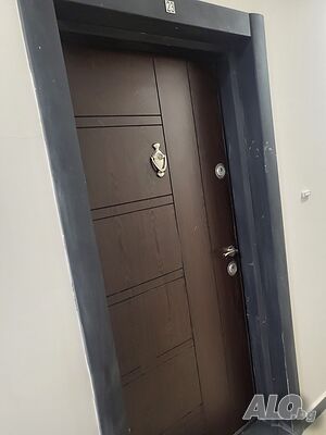 Двустаен Христо Смирненски