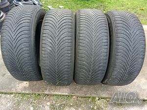 зимни гуми 215-60-16 Michelin