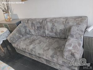 Продавам разтегателен диван, разтегнат 140/200