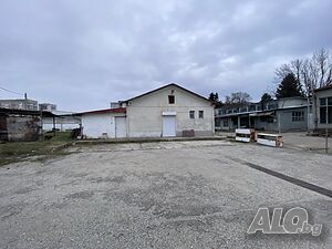Продава се индустриален имот в гр. Разград