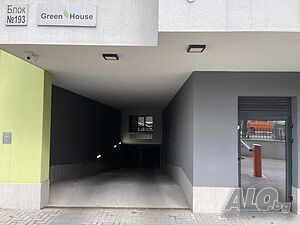 Паркоместа за мотори