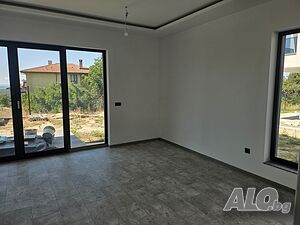 Къща до ключ с А 16 - с. о. Боровец юг