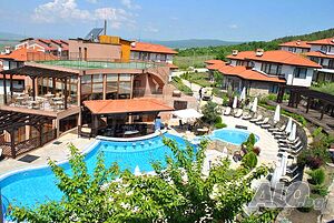 Тристаен апартамент в к-с „Bay View Villas“, Кошарица
